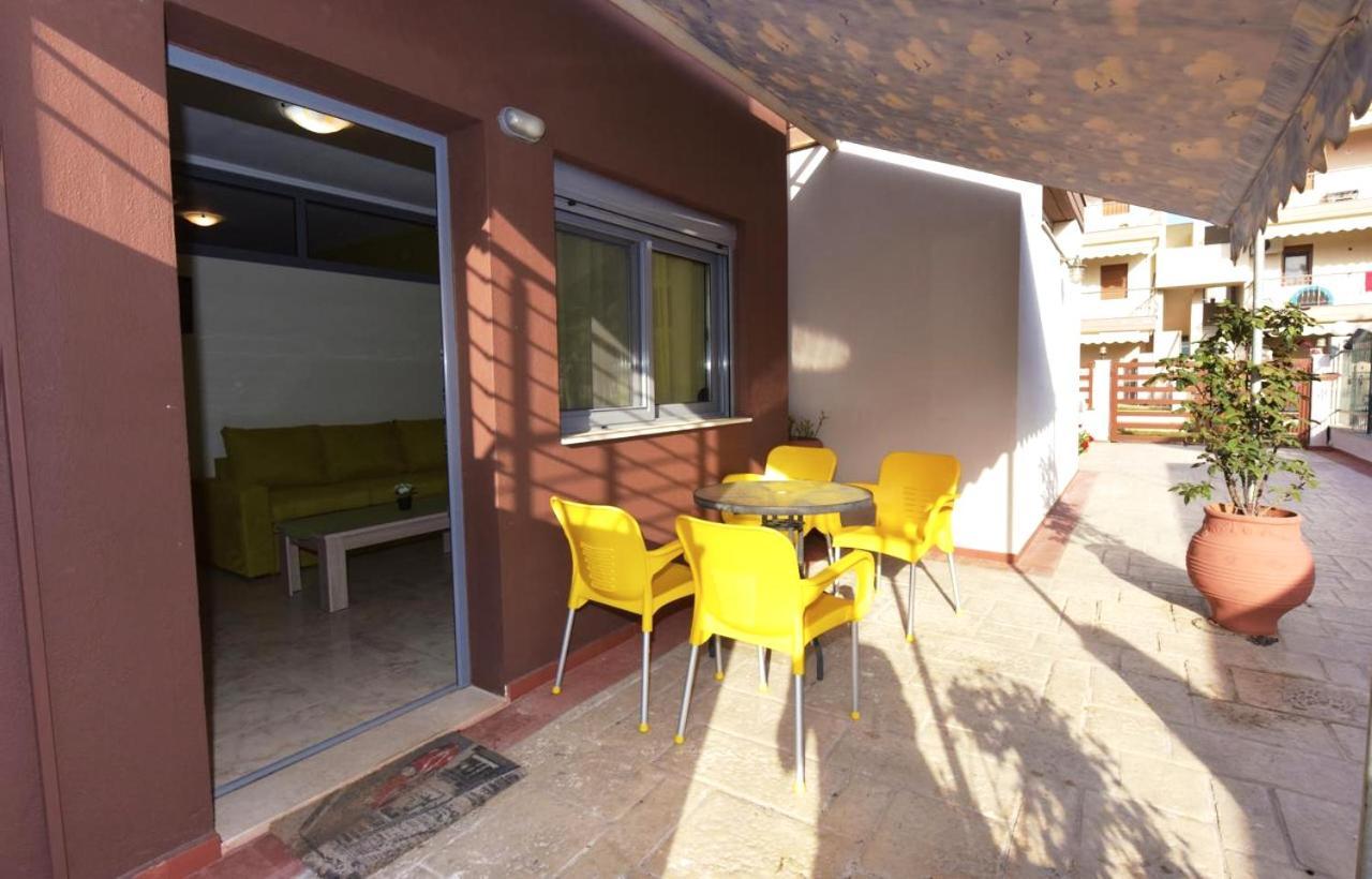 Elia Beach Modern Suites Flogita Dış mekan fotoğraf