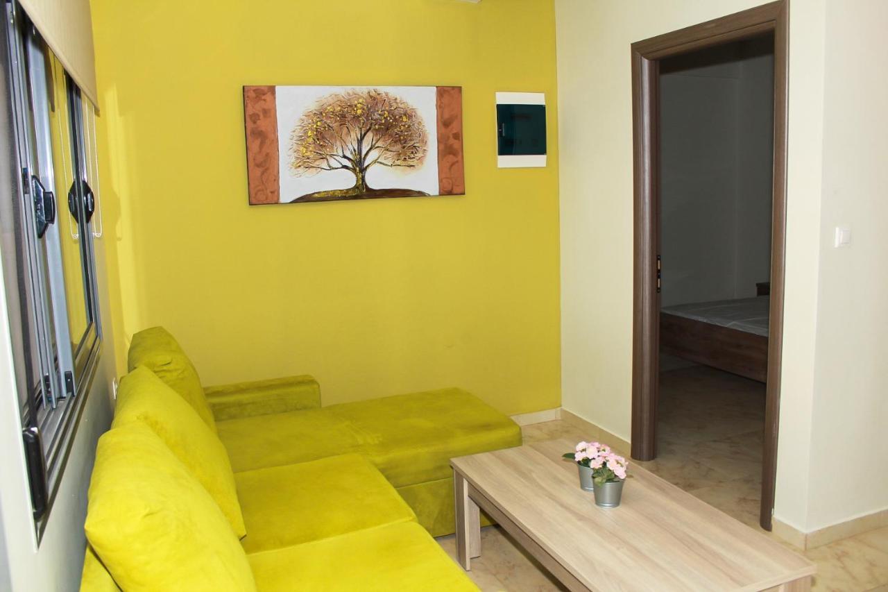 Elia Beach Modern Suites Flogita Dış mekan fotoğraf